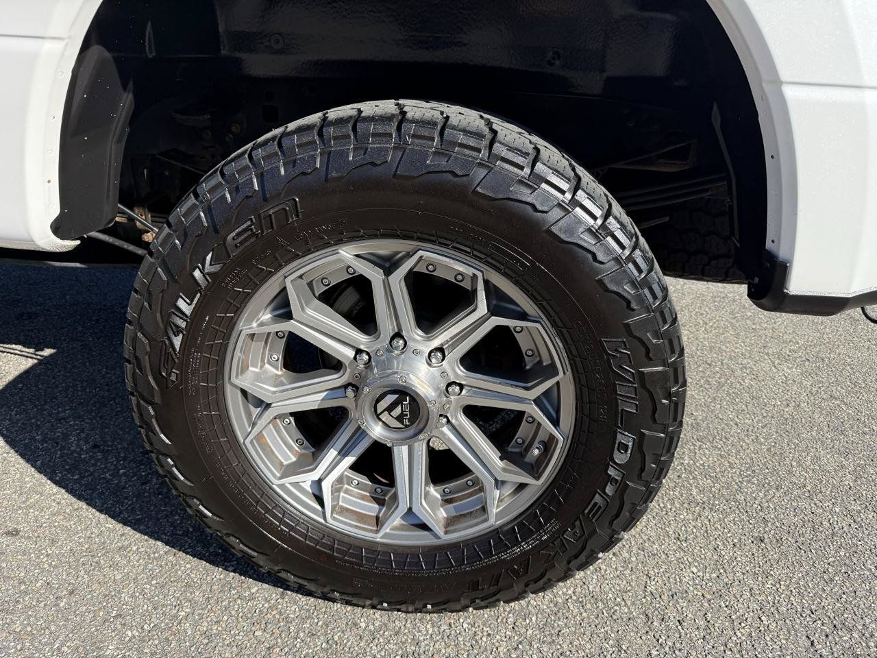 Used 2019 Ford F350 Platinum w/ Platinum Ultimate Package AWD/4WD image 14