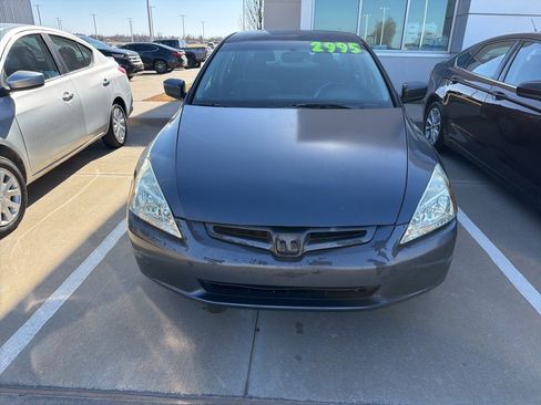 Used 2004 Honda Accord LX image 2
