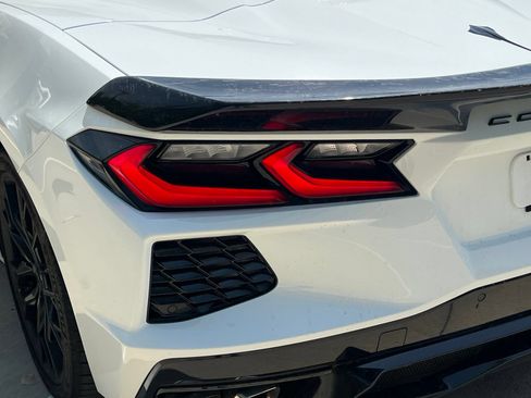 Used 2023 Chevrolet Corvette Stingray Premium Conv w/ Z51 Performance Package RWD image 12