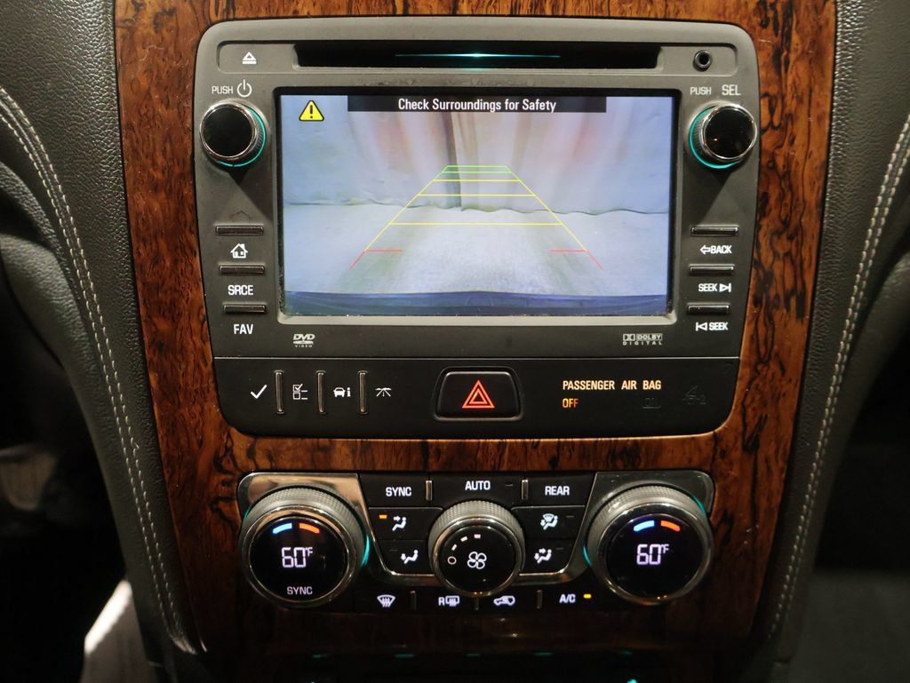 Used 2014 Chevrolet Traverse LT AWD/4WD image 28