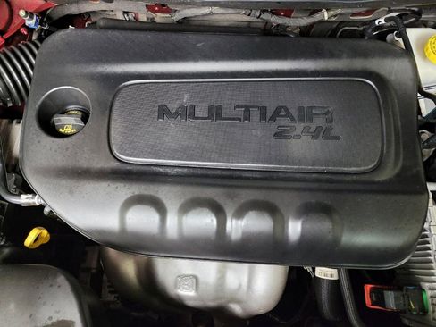 Used 2019 Jeep Cherokee Latitude w/ Popular Appearance Group image 30