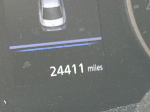 Used 2024 Nissan Sentra S image 12