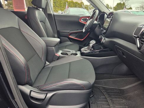 Used 2023 Kia Soul GT-Line w/ GT-Line Technology Package image 29