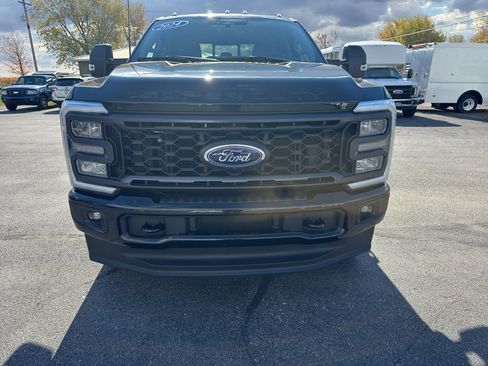 Used 2024 Ford F250 XL w/ STX Appearance Package image 4