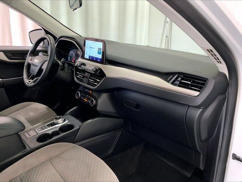 Used 2022 Ford Escape SE w/ SE Sport Appearance Package FWD image 28