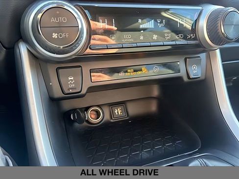 Used 2023 Toyota RAV4 XLE image 28