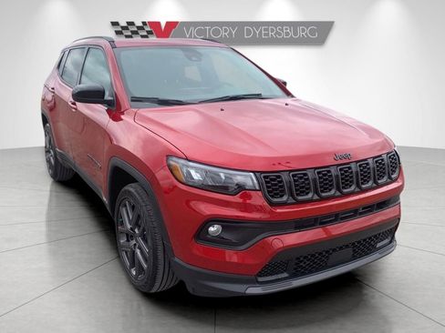 New 2026 Jeep Compass Latitude image 2