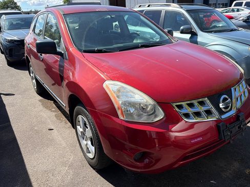 Used 2013 Nissan Rogue S FWD image 2