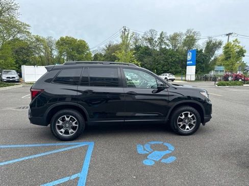 Used 2023 Honda Passport TrailSport image 9