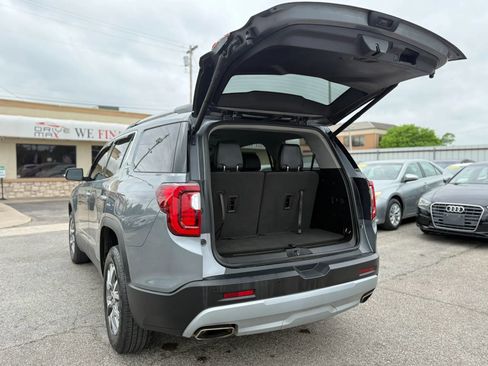Used 2020 GMC Acadia SLT FWD image 44