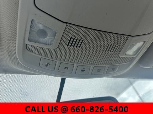 Used 2016 Ford Fusion SE w/ Equipment Group 202A FWD image 14