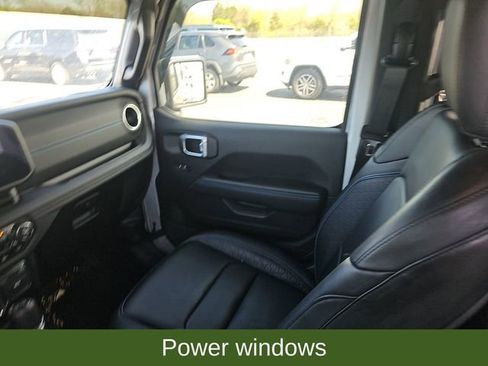 Used 2024 Jeep Wrangler High Altitude image 24