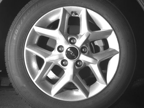 Used 2025 Kia Soul LX w/ LX Technology Package image 13