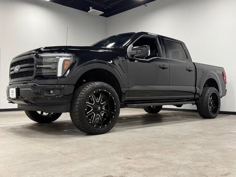 Used 2025 Ford F150 Lariat w/ Equipment Group 501A Mid AWD/4WD image 5