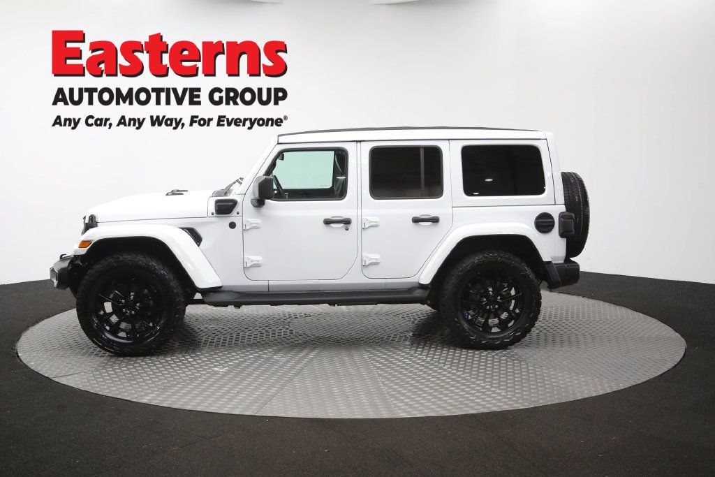 Used 2022 Jeep Wrangler Unlimited Sahara w/ Cold Weather Group AWD/4WD image 62