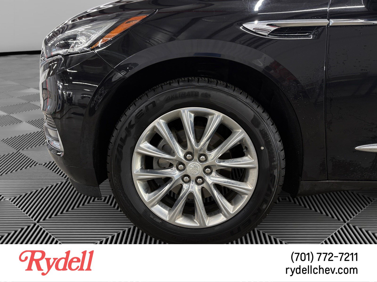 Used 2019 Buick Enclave Premium w/ Experience Buick Package AWD/4WD image 9