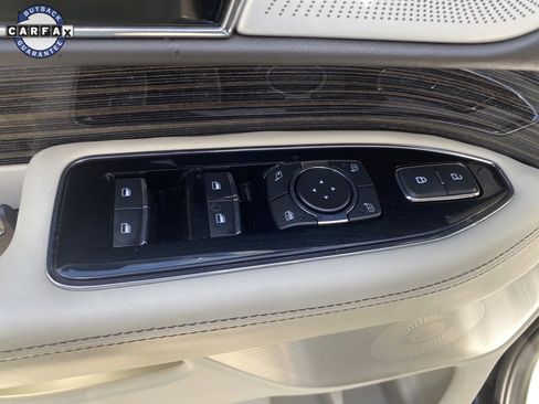 Used 2021 Lincoln Navigator Black Label w/ Cargo Convenience Package image 28