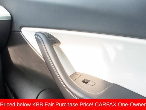 Used 2021 Tesla Model Y Performance image 22