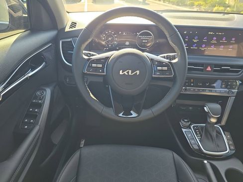 New 2026 Kia Seltos EX image 13