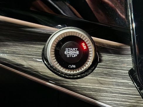 Used 2022 Jeep Wagoneer Series II w/ Premium Group I image 41