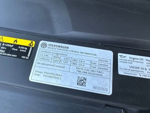 Used 2023 Volkswagen Atlas Cross Sport SE AWD/4WD image 25