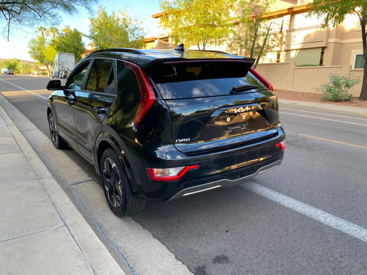 Used 2023 Kia Niro Wind FWD image 14