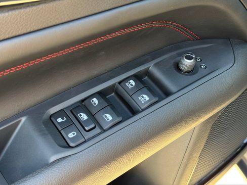 New 2026 Jeep Compass Trailhawk AWD/4WD image 15