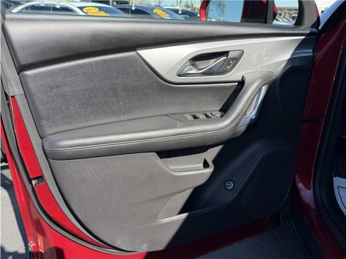 Used 2019 Chevrolet Blazer LT image 10