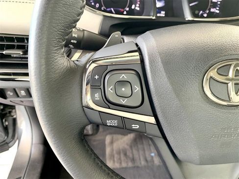 Used 2017 Toyota Avalon XLE Premium image 28