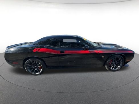 Used 2021 Dodge Challenger R/T Scat Pack RWD image 17