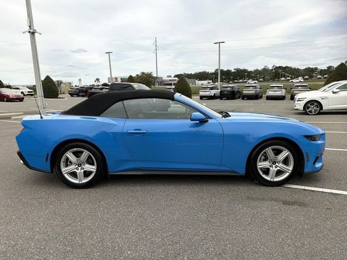 Used 2026 Ford Mustang Premium RWD image 9