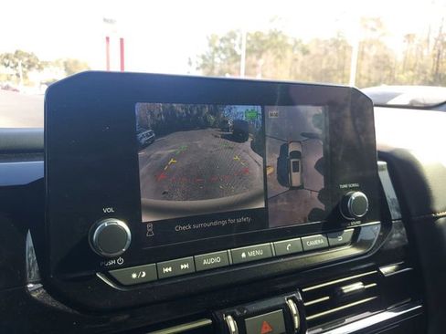 Certified 2023 Nissan Pathfinder Rock Creek image 22