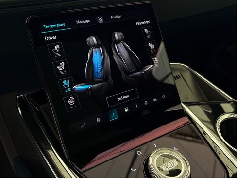 New 2025 Cadillac Escalade IQ Sport 2 w/ LPO, ONYX Package image 34