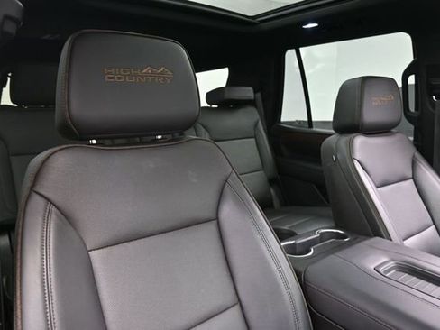 Used 2023 Chevrolet Tahoe High Country AWD/4WD image 30