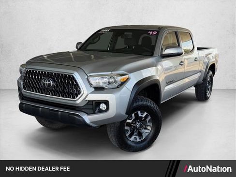 Used 2019 Toyota Tacoma TRD Off-Road w/ Technology Package AWD/4WD image 1