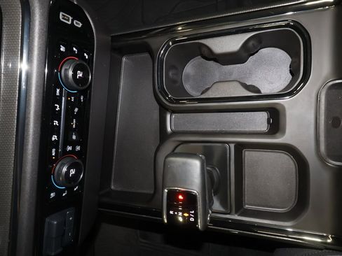 Used 2024 Chevrolet Silverado 1500 ZR2 AWD/4WD image 15