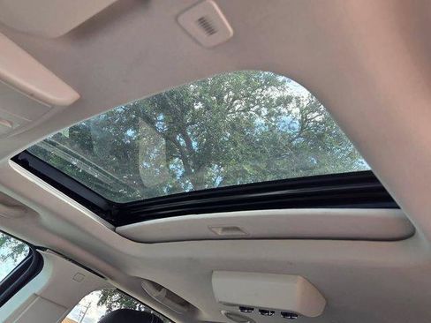 Used 2020 Dodge Journey Crossroad FWD image 22