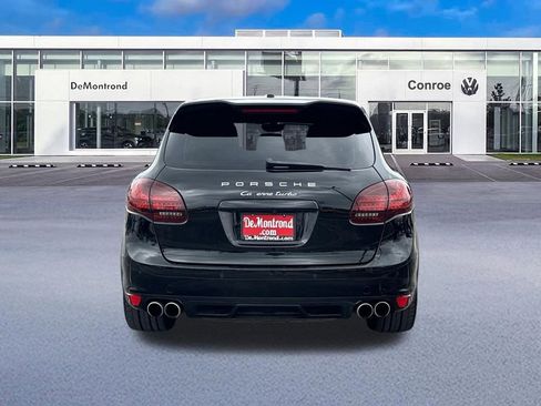 Used 2013 Porsche Cayenne Turbo AWD/4WD image 6