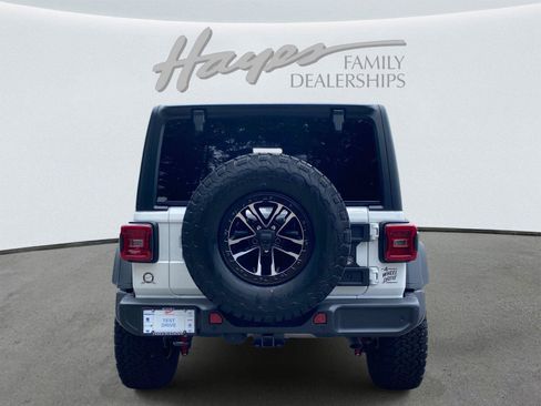 Used 2026 Jeep Wrangler Unlimited Sport AWD/4WD image 4