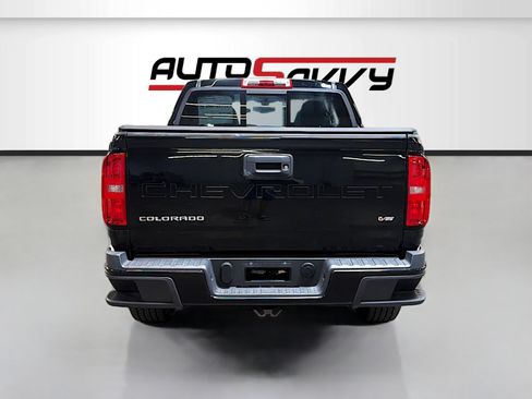 Used 2022 Chevrolet Colorado LT w/ LT Convenience Package AWD/4WD image 6