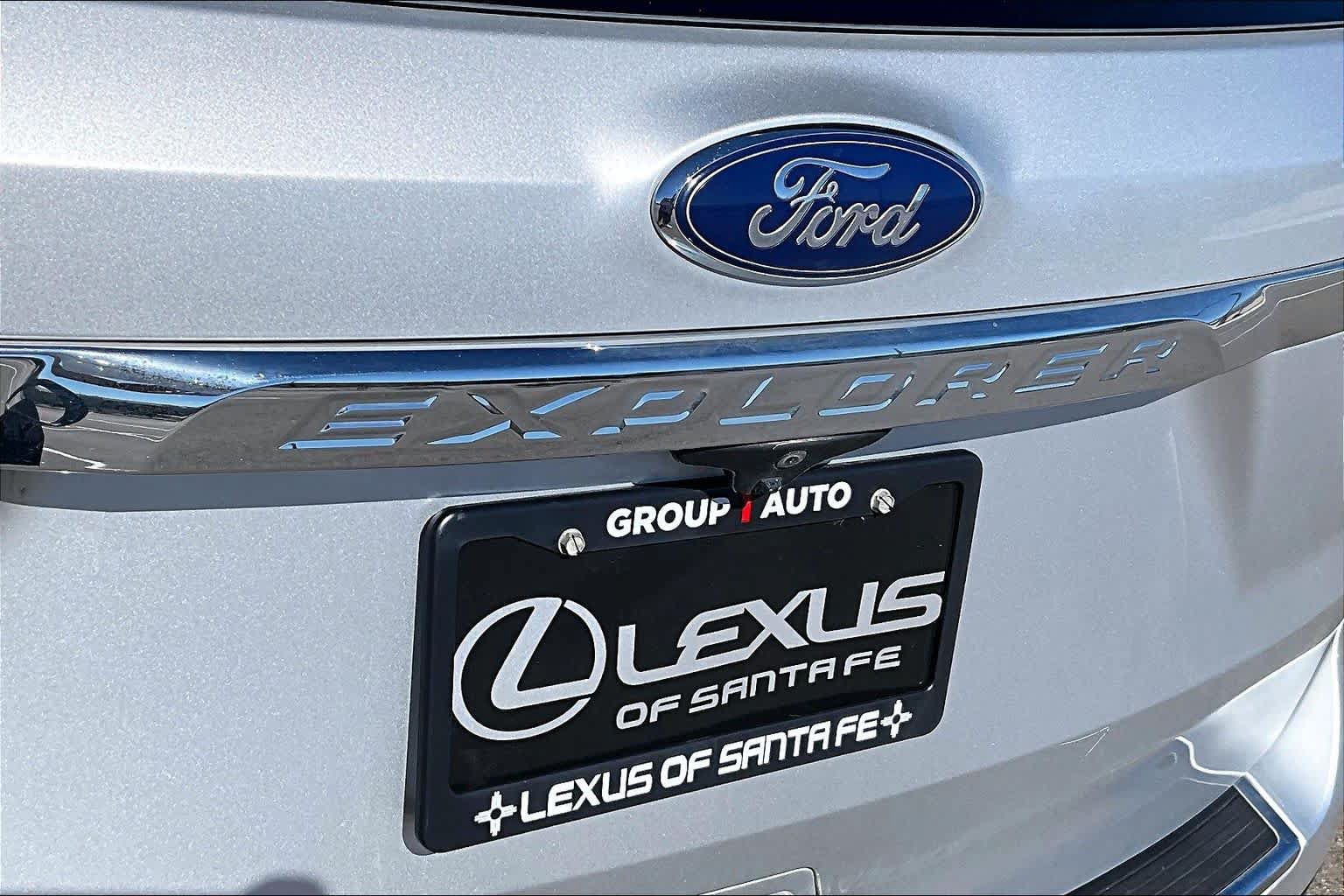 Used 2019 Ford Explorer Limited w/ Class III Trailer Tow Package FWD image 10