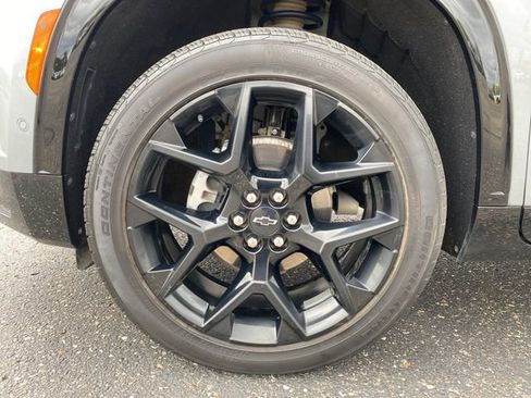 Used 2024 Chevrolet Traverse RS w/ LPO, Floor Liner Package AWD/4WD image 26