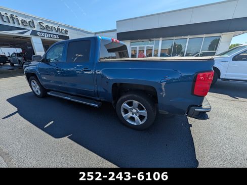 Used 2017 Chevrolet Silverado 1500 LT w/ Texas Edition RWD image 9