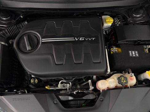 Used 2019 Jeep Cherokee High Altitude AWD/4WD image 32