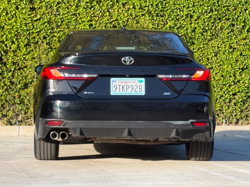 Used 2025 Toyota Camry SE FWD image 11