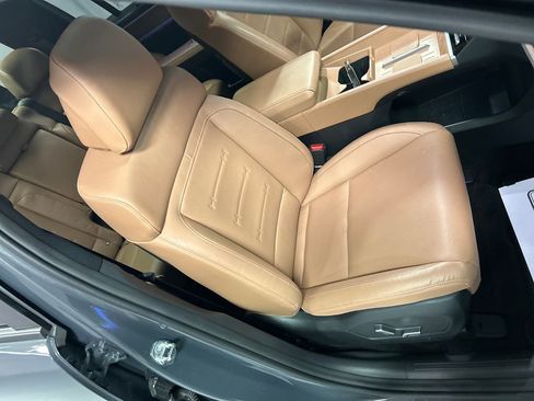 Used 2025 Hyundai Santa Fe Limited FWD image 25