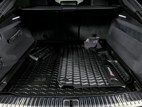 Used 2023 Audi RS Q8 4.0T quattro image 16