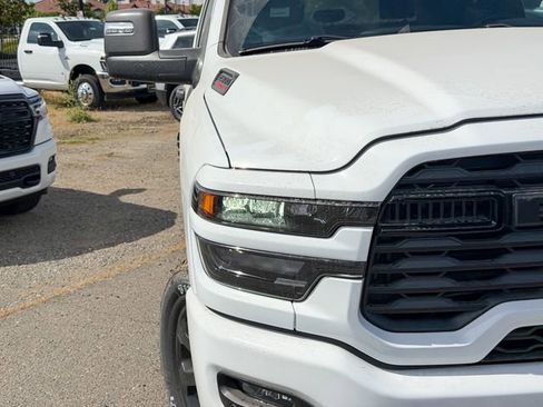 New 2026 RAM 2500 Big Horn AWD/4WD image 5