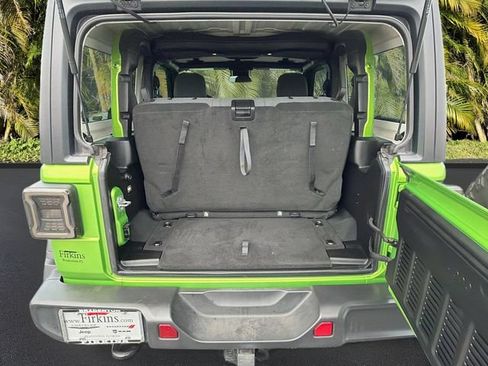 Used 2025 Jeep Wrangler Sport AWD/4WD image 27