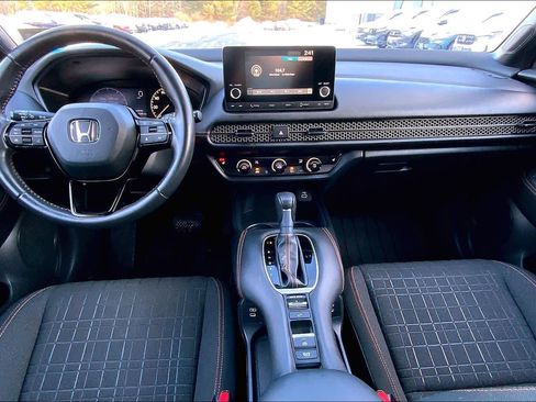Used 2024 Honda HR-V Sport image 15